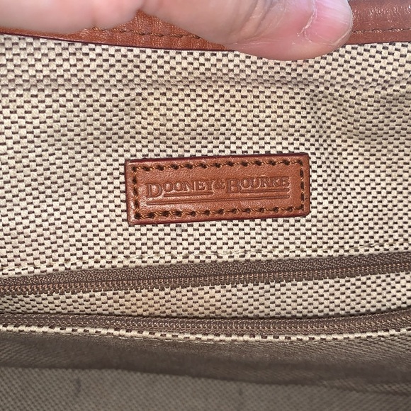 Gently Loved Dooney & Bourke Shoulder Bag - Picture 6 of 14